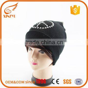 Applique decorate thick knit beanie polyester hats knit beanie