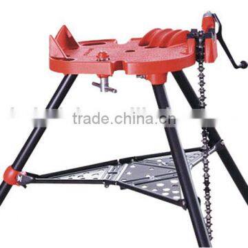 Portable tri-stand chain pipe vise with folding stand