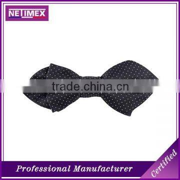 Plain Dyed Style Polyester Pre-tied Solid Color Black Bow Tie With Dot Design