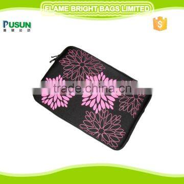 Protective neoprene inner bag for tablet