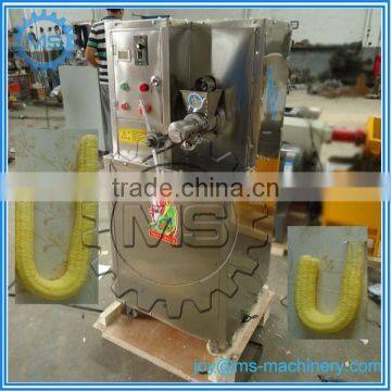 2014 newest Stainless steel puffed corn snacks machine/hollow puffed corn extruder machine