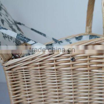 2016 Spring New Design Wholesale Valentine Gift Basket