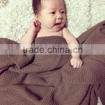 size 80 and 135cms 100% cotton waffle weave knitted breathable air conditioning newborn baby blanket