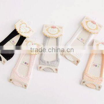 Zm35589a New Model Ladies Fancy Short Lace Boat Socks photo-4