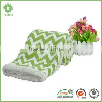 Wholesale China Warm Printing Double Flannel Blanket With Lambs