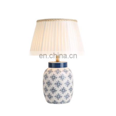 Antique hotel decorative ceramic lamp