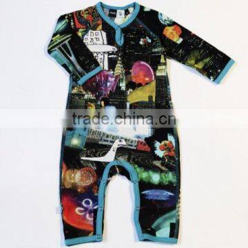 Soft toddlers long sleeve baby onesie