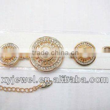 Popular charm bracelet for girls gold bangle with pearl wholesale