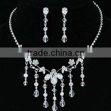 Bridal Handmade Crystal Necklace Earrings Set CS1197