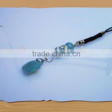 UV pendant UV mobile strap with glow effect colour change mobile strap in sunshine Test UV