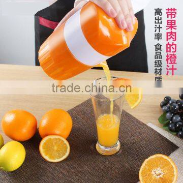 multifunction manual plastic fruit juicer lemon squeezer juicer extractor