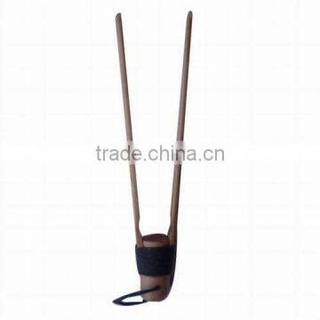 NO MORE BURNT FINGERS! Wooden Toaster Tongs for Toast Crumpets Muffins Teacakes