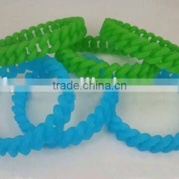Colorful cheap silicone braided twisted bracelet