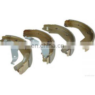 13304927 brake shoes for Cruze 2011