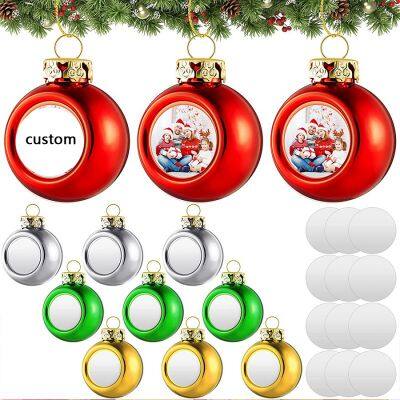 Mayorista de decoraciones navide?as de plástico personalizadas a medida. Bolas de sublimación en blanco para adornos de árbol de Navidad