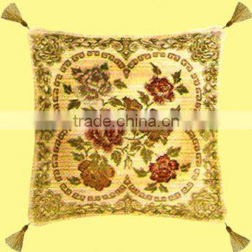 Special Durable Colorful Flower with Four Tassel Design Golden Silk Background Cushion Cover GS-018