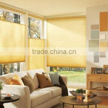 indoor single cell motorized honeycomb roller blind                        
                                                Quality Choice