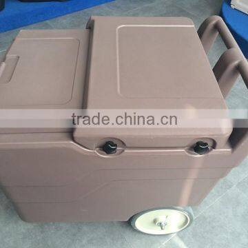 Portable Ice Caddy Beverage Tub With Swivel Casters photo-2
