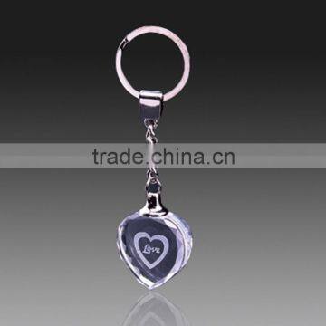 2015 popular key chain latest style premium gifts with custom logo design engrave crystal heart keychain for cheap premium gift