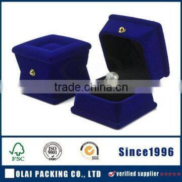 2015 new design elegant blue flocked velvet ring box