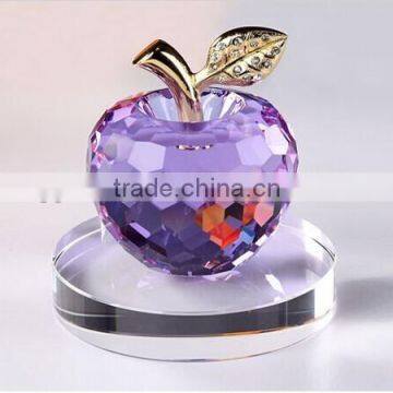 unique crystal apple with crystal base for wedding gift and home decoration