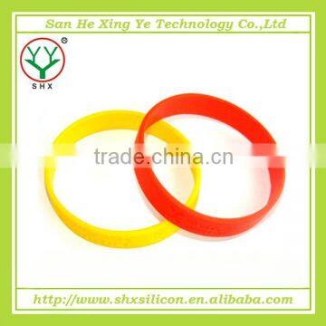 Fashion silicone rubber wristband funny silicone wristband factory supply