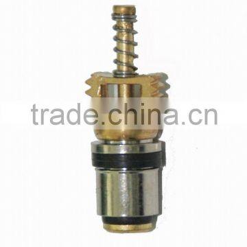 Automotive air-conditioning valve core