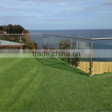 green artificial lawn for balcony