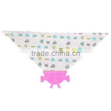 2017 Hot sell baby bibs bandana with silicone teether
