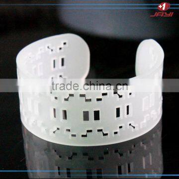Wholesale Custom Luxury Charm Acrylic Lucite Plastic Wedding Bracelet and Bangle photo-2