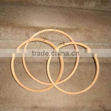 Hot sell 3 Round Wood Adjustable Embroidery Hoops made in China