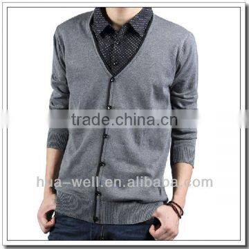 Man V-neck cashmere cardigan sweater