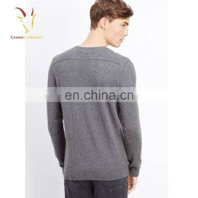 Men's Long Sleeve Solid Color V-neck Classic Sweater Pullover photo-2