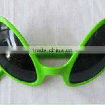 Frog Green Sunglasses for Parties and Holidays/CE&PDA certificates