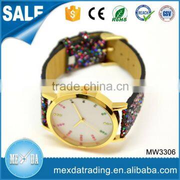 Promotional Lady Popular Gold Plating Shining pu Strap China Made Watch photo-3