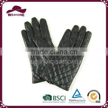 2015 best price safe hands goat gloves made in China