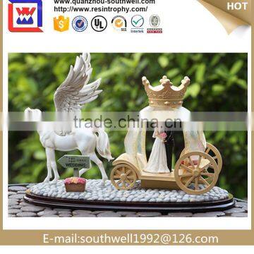 Funny couple wedding polyresin gift
