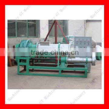 Foamed plastic pellet making machine