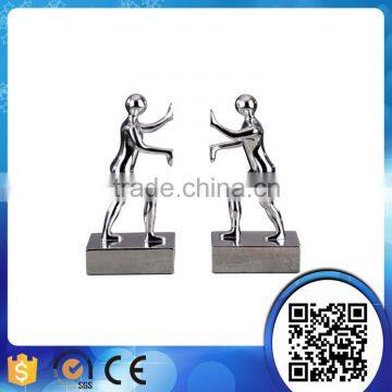 High quality polyresin electroplated sport man bookends for home decor