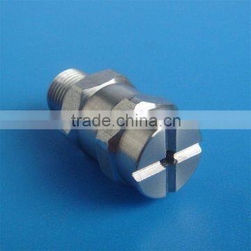 Square shape spray nozzle