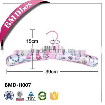 Rotation metal hooks clothes hanger