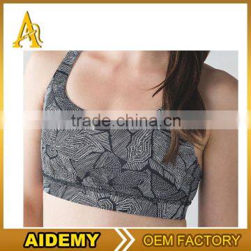 New arrival cropped design Queen Yoga top selling items high quality cheap capri Wear