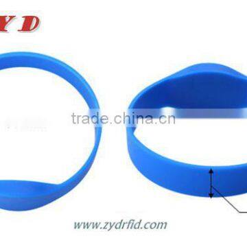 Custom RFID smart fitness silicone Wristband