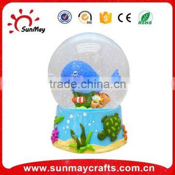 Polyresin Water Globe for Eagle photo-3
