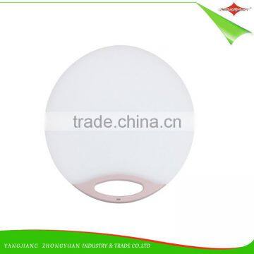 ZY-R1002 High-quality Plastic Cutting Board Chopping Block With TPR Hanging Hole photo-3