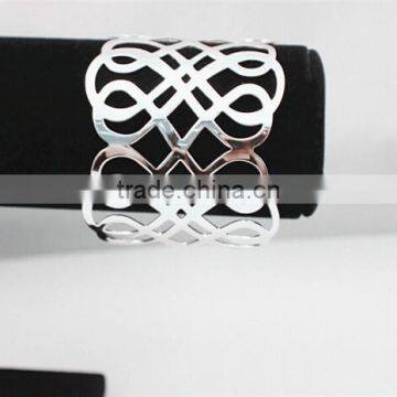 American Stylish Twist Heart Shape Hollow Bangle,women Gift Gold Bangles Wholesale photo-5