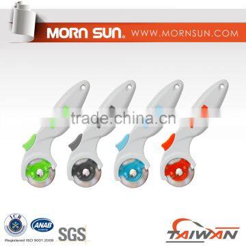 Cutting tools for sewing quilt- 45mm rotary cutter