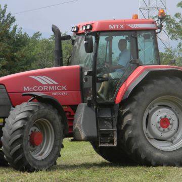 55HP Agriculture Tractor Equipment Powerfull High Efficiency Shuttle Shift