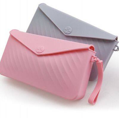 cosmetic bag