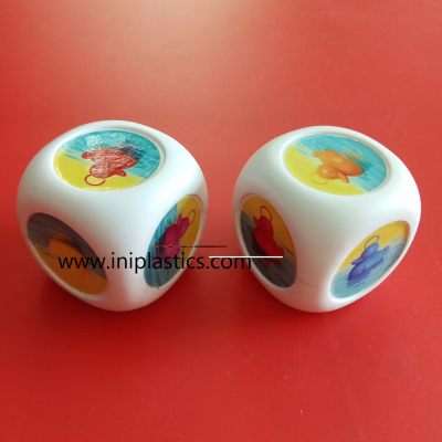 item: plastic jumbo hollow dice material: ABS size:5cm dia of the recessed circle:3.3cm colour :white: usage:6 facets can attach custom stickers